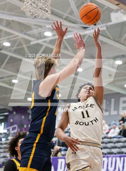 Thumbnail 1 in Battle @ Maize South (Hoopin on the Hill) photogallery.