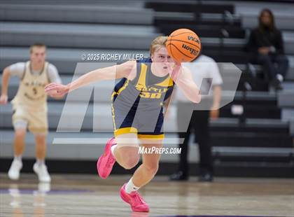 Thumbnail 2 in Battle @ Maize South (Hoopin on the Hill) photogallery.