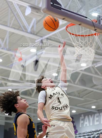 Thumbnail 3 in Battle @ Maize South (Hoopin on the Hill) photogallery.