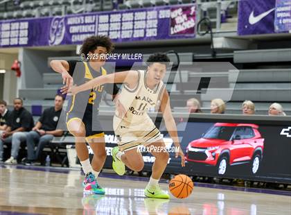 Thumbnail 2 in Battle @ Maize South (Hoopin on the Hill) photogallery.
