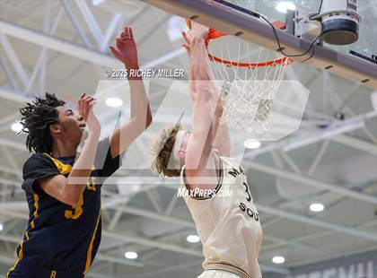 Thumbnail 2 in Battle @ Maize South (Hoopin on the Hill) photogallery.