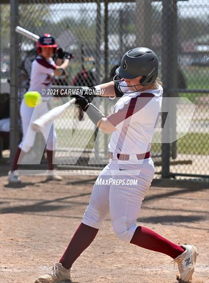 Thumbnail 2 in Cypress Woods vs Deer Park (NFCA Texas Leadoff Classic) photogallery.