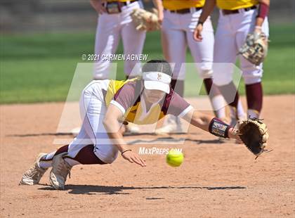 Thumbnail 3 in Cypress Woods vs Deer Park (NFCA Texas Leadoff Classic) photogallery.
