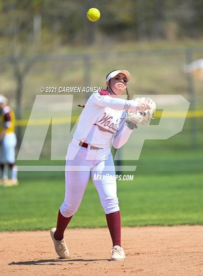 Thumbnail 2 in Cypress Woods vs Deer Park (NFCA Texas Leadoff Classic) photogallery.