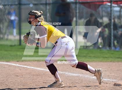 Thumbnail 2 in Cypress Woods vs Deer Park (NFCA Texas Leadoff Classic) photogallery.