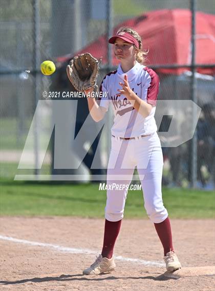 Thumbnail 1 in Cypress Woods vs Deer Park (NFCA Texas Leadoff Classic) photogallery.