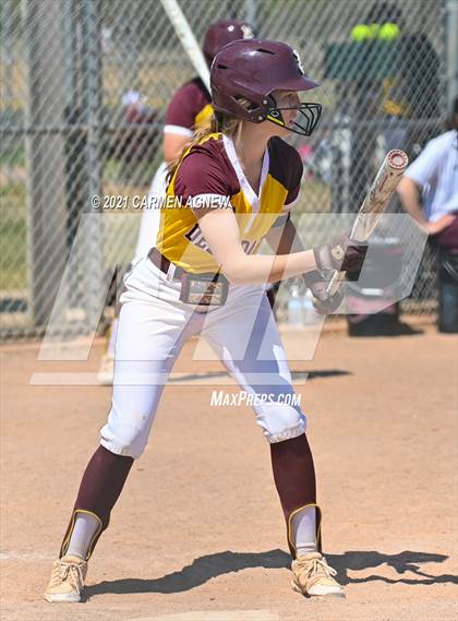 Thumbnail 2 in Cypress Woods vs Deer Park (NFCA Texas Leadoff Classic) photogallery.