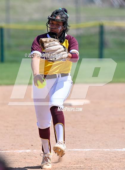 Thumbnail 3 in Cypress Woods vs Deer Park (NFCA Texas Leadoff Classic) photogallery.