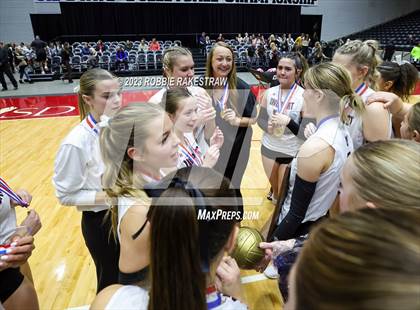 Thumbnail 3 in Davenport vs. Randall (UIL 4A Volleyball Final Medal Ceremony) photogallery.