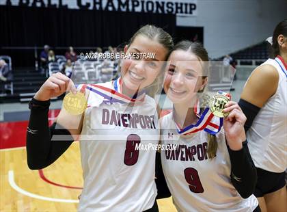 Thumbnail 1 in Davenport vs. Randall (UIL 4A Volleyball Final Medal Ceremony) photogallery.