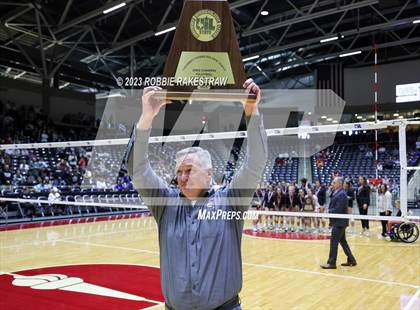 Thumbnail 3 in Davenport vs. Randall (UIL 4A Volleyball Final Medal Ceremony) photogallery.