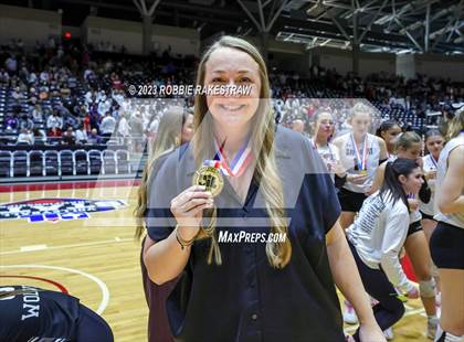 Thumbnail 1 in Davenport vs. Randall (UIL 4A Volleyball Final Medal Ceremony) photogallery.