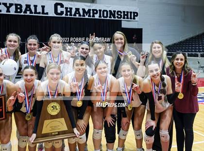 Thumbnail 1 in Davenport vs. Randall (UIL 4A Volleyball Final Medal Ceremony) photogallery.
