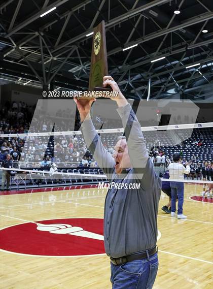 Thumbnail 1 in Davenport vs. Randall (UIL 4A Volleyball Final Medal Ceremony) photogallery.