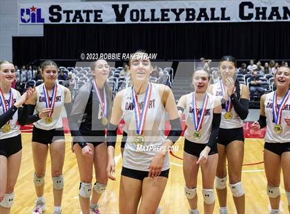 Thumbnail 3 in Davenport vs. Randall (UIL 4A Volleyball Final Medal Ceremony) photogallery.