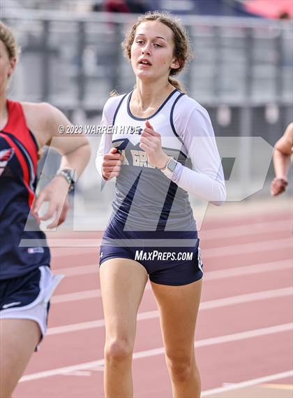 Thumbnail 2 in Herd Roundup @ Elk Grove photogallery.