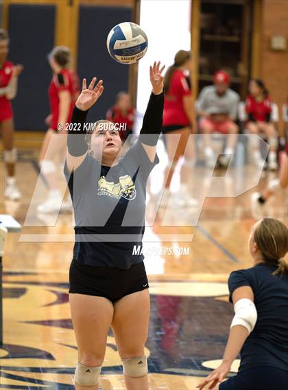 Thumbnail 1 in Grosse Pointe South vs. Detroit Country Day (GPS Quad) photogallery.