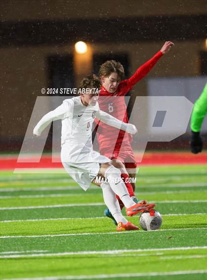Thumbnail 1 in Erie @ Regis Jesuit (CHSAA 5A Second Round) photogallery.