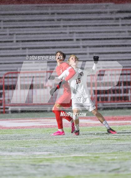 Thumbnail 1 in Erie @ Regis Jesuit (CHSAA 5A Second Round) photogallery.