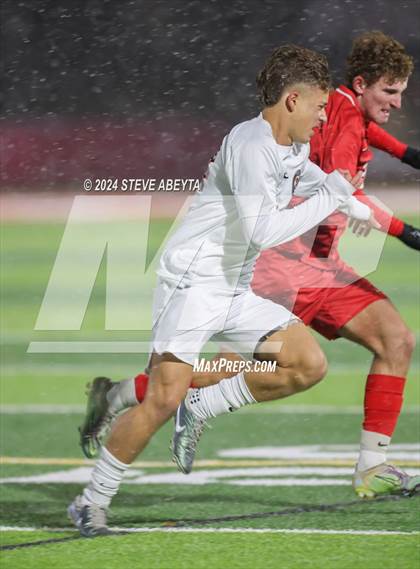Thumbnail 1 in Erie @ Regis Jesuit (CHSAA 5A Second Round) photogallery.