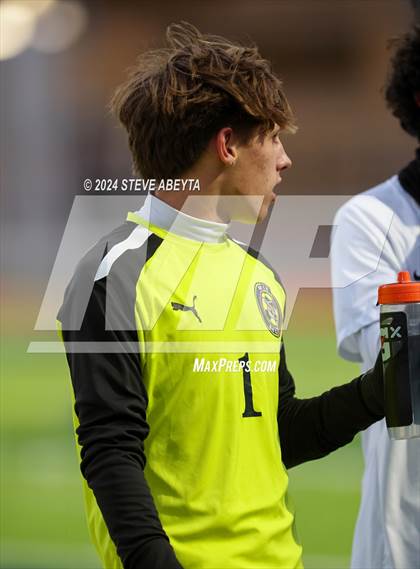 Thumbnail 1 in Erie @ Regis Jesuit (CHSAA 5A Second Round) photogallery.
