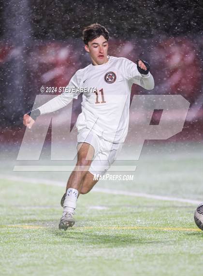 Thumbnail 1 in Erie @ Regis Jesuit (CHSAA 5A Second Round) photogallery.