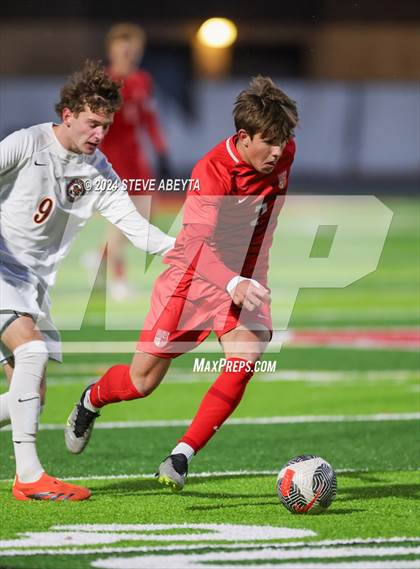 Thumbnail 1 in Erie @ Regis Jesuit (CHSAA 5A Second Round) photogallery.