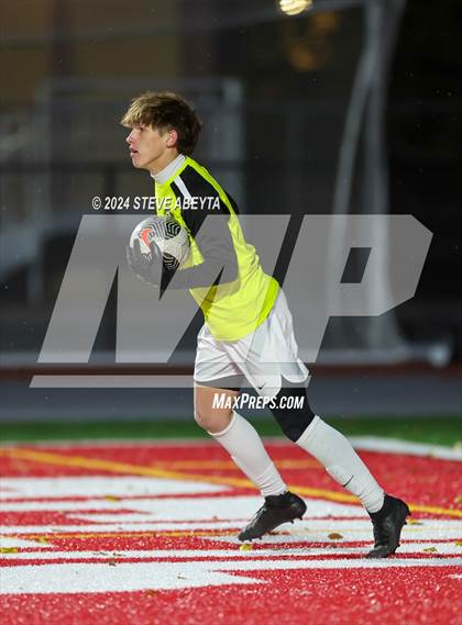 Thumbnail 1 in Erie @ Regis Jesuit (CHSAA 5A Second Round) photogallery.
