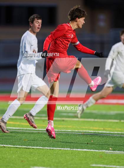 Thumbnail 1 in Erie @ Regis Jesuit (CHSAA 5A Second Round) photogallery.