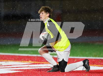 Thumbnail 1 in Erie @ Regis Jesuit (CHSAA 5A Second Round) photogallery.