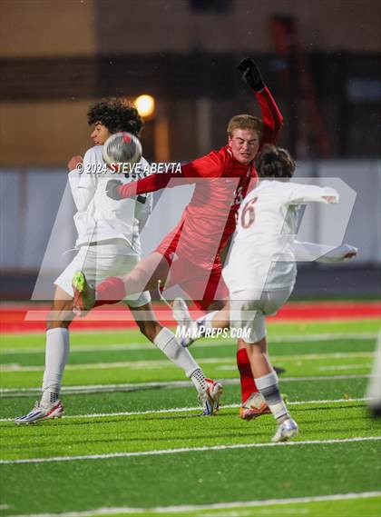 Thumbnail 1 in Erie @ Regis Jesuit (CHSAA 5A Second Round) photogallery.