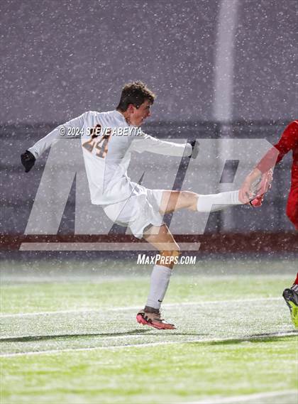 Thumbnail 2 in Erie @ Regis Jesuit (CHSAA 5A Second Round) photogallery.