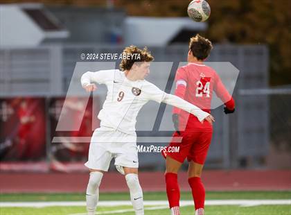 Thumbnail 2 in Erie @ Regis Jesuit (CHSAA 5A Second Round) photogallery.
