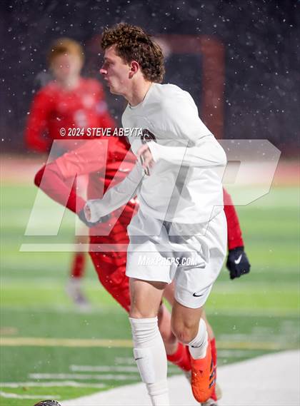 Thumbnail 1 in Erie @ Regis Jesuit (CHSAA 5A Second Round) photogallery.