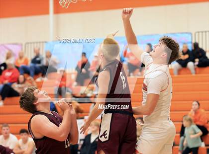 Thumbnail 2 in Grand Saline vs Arp photogallery.