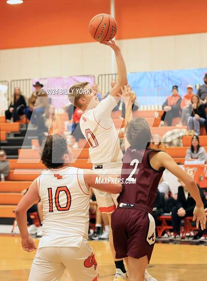 Thumbnail 3 in Grand Saline vs Arp photogallery.