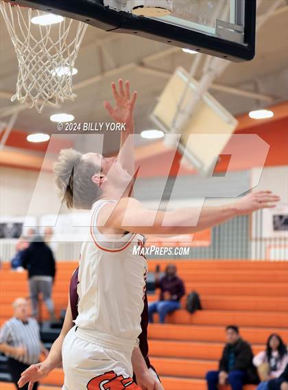 Thumbnail 2 in Grand Saline vs Arp photogallery.
