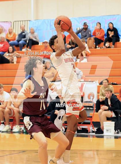 Thumbnail 3 in Grand Saline vs Arp photogallery.