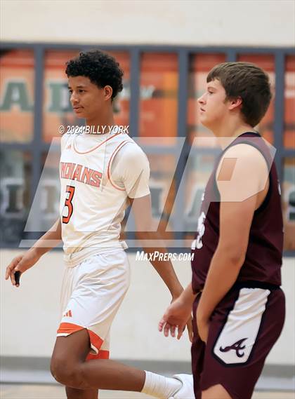 Thumbnail 1 in Grand Saline vs Arp photogallery.
