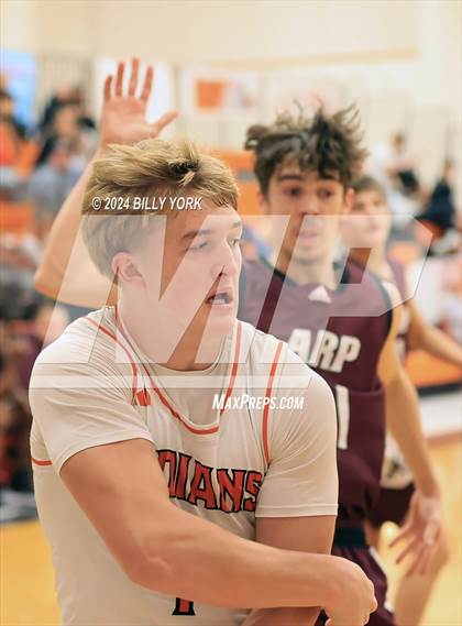Thumbnail 1 in Grand Saline vs Arp photogallery.