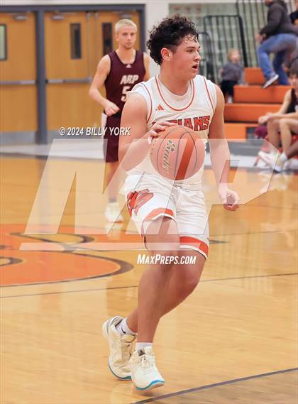 Thumbnail 1 in Grand Saline vs Arp photogallery.
