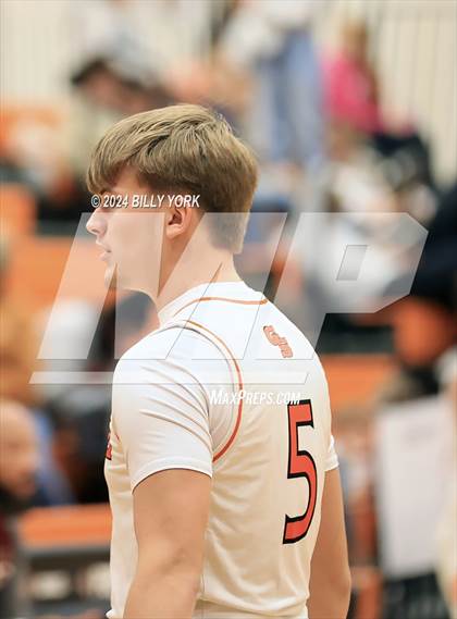 Thumbnail 1 in Grand Saline vs Arp photogallery.