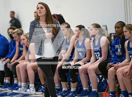 Thumbnail 3 in Houston Christian vs. Episcopal (Southwest Preparatory Conference Final)  photogallery.