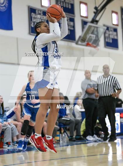Thumbnail 2 in Houston Christian vs. Episcopal (Southwest Preparatory Conference Final)  photogallery.
