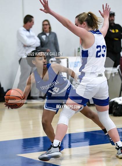 Thumbnail 2 in Houston Christian vs. Episcopal (Southwest Preparatory Conference Final)  photogallery.