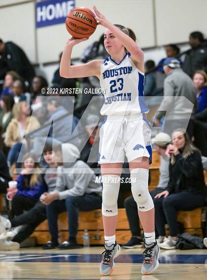 Thumbnail 1 in Houston Christian vs. Episcopal (Southwest Preparatory Conference Final)  photogallery.