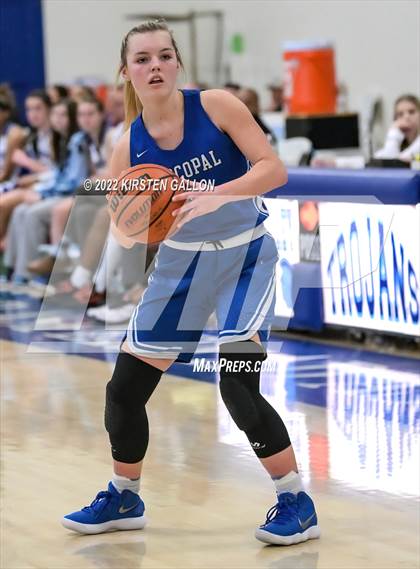 Thumbnail 2 in Houston Christian vs. Episcopal (Southwest Preparatory Conference Final)  photogallery.