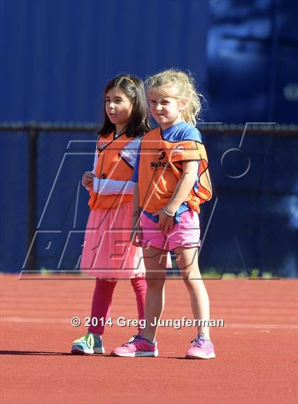 Thumbnail 2 in Marin Academy vs. University (NCS D2 Final) photogallery.
