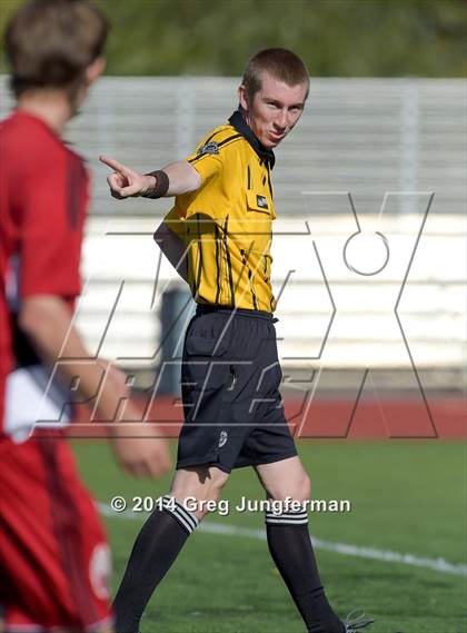 Thumbnail 2 in Marin Academy vs. University (NCS D2 Final) photogallery.