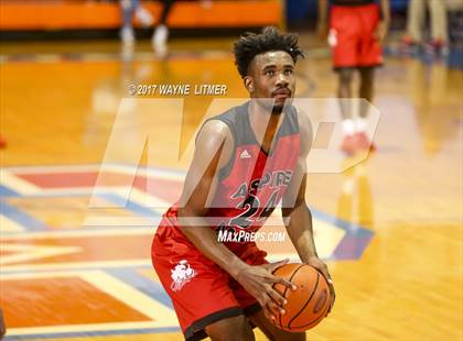 Thumbnail 3 in Aspire Academy vs. Memphis East (Marshall County Hoopfest) photogallery.